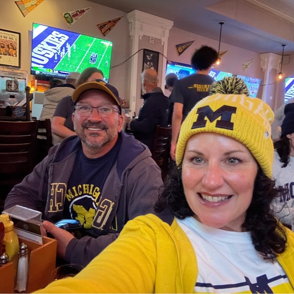 Meet your Posher, Christina - Picture 4 of 5